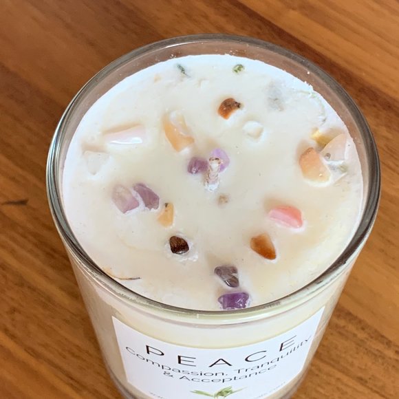NEW Enchanted Botanicals Peace Candle with Crystals - Picture 2 of 2